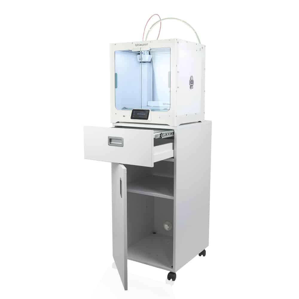 ultimaker s5 cabinet outside 2