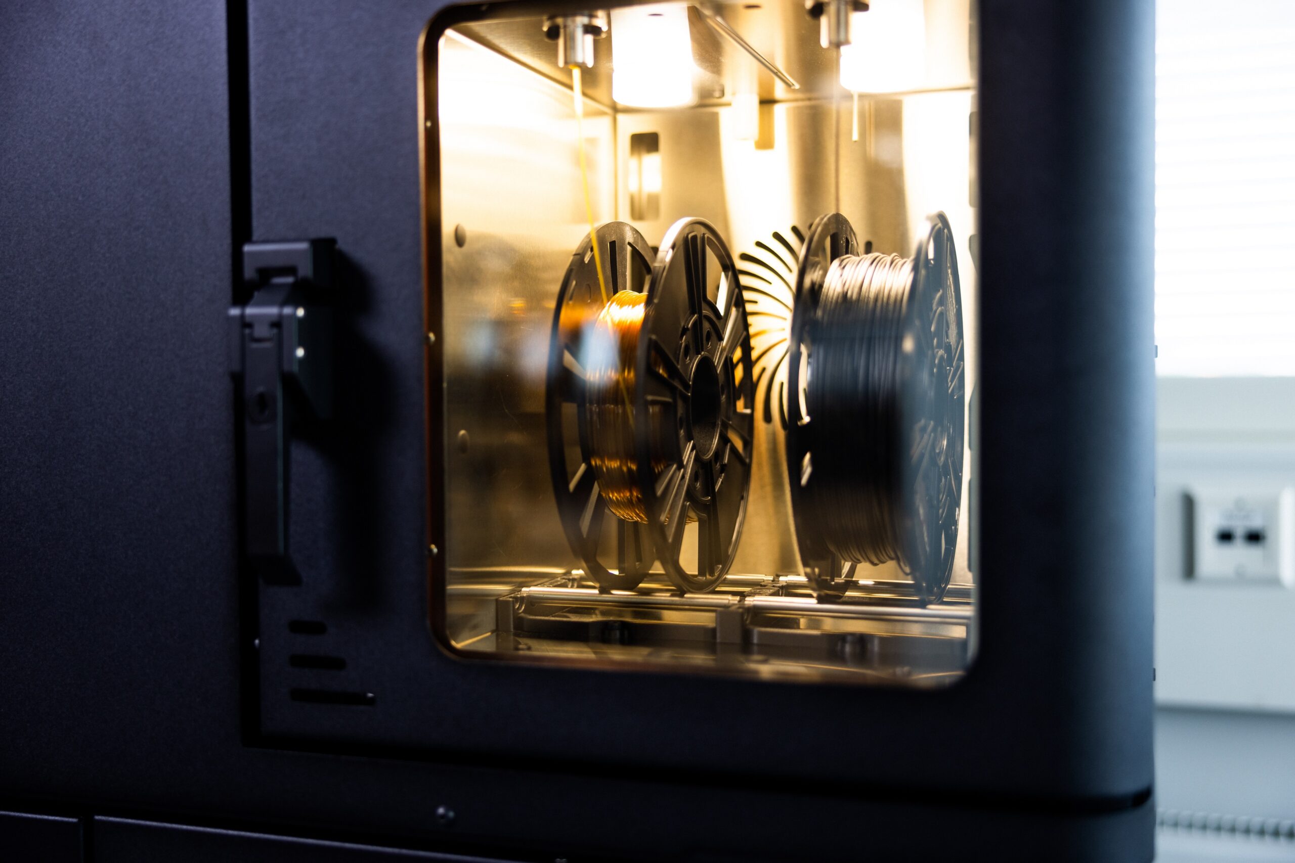 Ultra2 Active Filament Drying Chamber 1 scaled